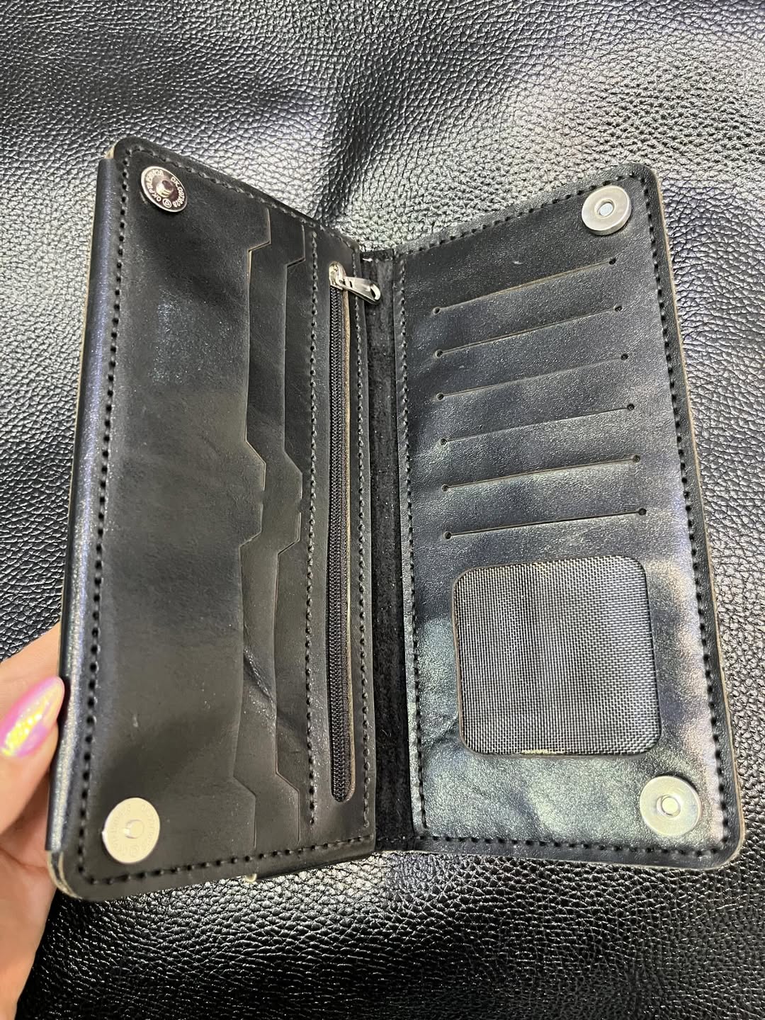 کیف پول چرم طبیعی طرح سنگی زنانه | جای موبایل، زیپ و کارت